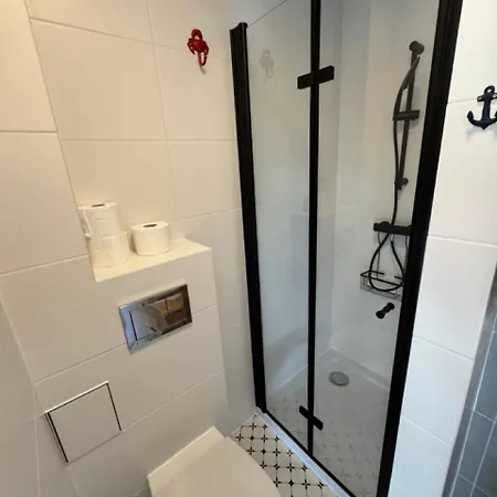 White Frog * Dziwnów