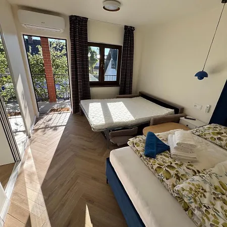 White Frog * Dziwnów