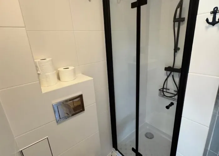 White Frog * Dziwnów