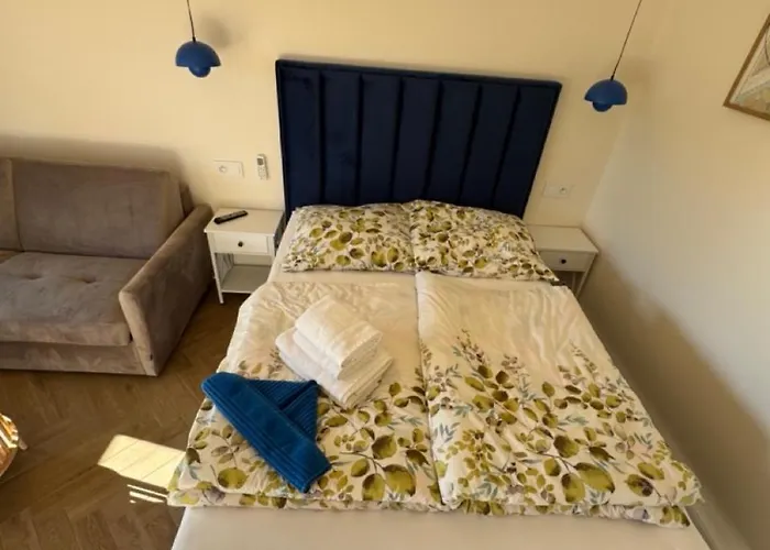 Alloggio in famiglia White Frog